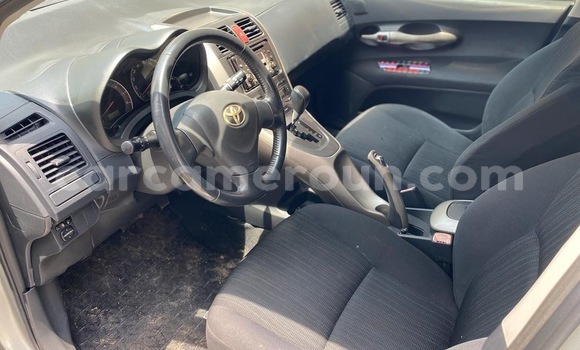 Acheter Neuf Voiture Toyota Auris Gris à Douala, Littoral Cameroon Acheter Neuf Voiture Toyota Auris Gris à Douala, Littoral Cameroon