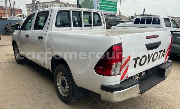 Buy New Toyota Hilux White Car in Douala in Littoral Cameroon Buy New Toyota Hilux White Car in Douala in Littoral Cameroon