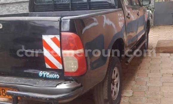 Sayi Na hannu Toyota Hiluxe VIGO Black Mota in Yaounde a Babban Kamaru Sayi Na hannu Toyota Hiluxe VIGO Black Mota in Yaounde a Babban Kamaru
