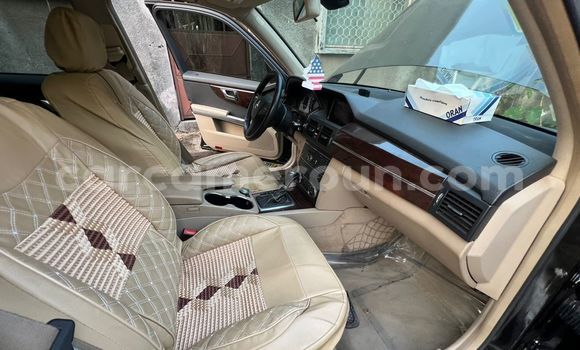 Acheter Occasion Voiture Mercedes‒Benz GLK–Class Noir à Yaoundé, Central Cameroon Acheter Occasion Voiture Mercedes‒Benz GLK–Class Noir à Yaoundé, Central Cameroon