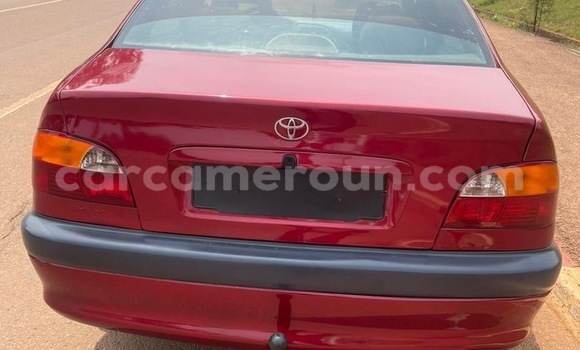 Acheter Occasion Voiture Toyota Avensis Rouge à Yaoundé, Central Cameroon Acheter Occasion Voiture Toyota Avensis Rouge à Yaoundé, Central Cameroon