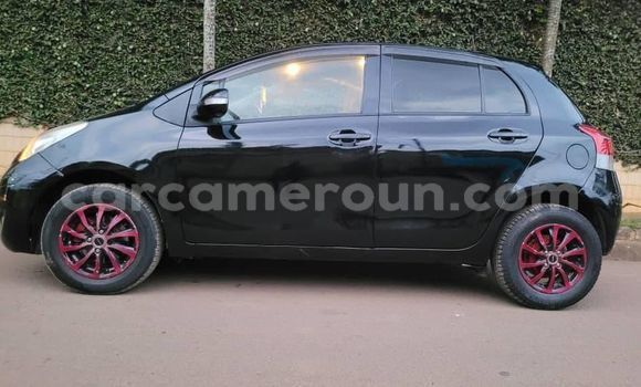 Sayi Na hannu Toyota Yaris Black Mota in Bafang a West Kamaru Sayi Na hannu Toyota Yaris Black Mota in Bafang a West Kamaru