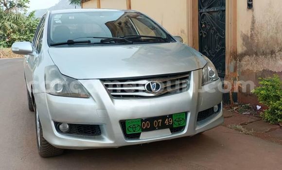 Sayi Na hannu Toyota Blade Sauran Mota in Yaounde a Babban Kamaru Sayi Na hannu Toyota Blade Sauran Mota in Yaounde a Babban Kamaru