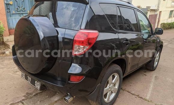 Sayi Na hannu Toyota RAV4 Black Mota in Yaounde a Babban Kamaru Sayi Na hannu Toyota RAV4 Black Mota in Yaounde a Babban Kamaru