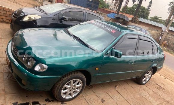 Sayi Na hannu Toyota Corolla Sauran Mota in Yaounde a Babban Kamaru Sayi Na hannu Toyota Corolla Sauran Mota in Yaounde a Babban Kamaru