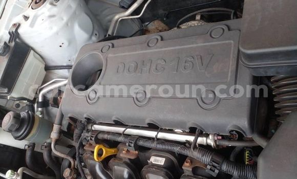 Sayi Na hannu Hyundai Santa Fe Sauran Mota in Yaounde a Babban Kamaru Sayi Na hannu Hyundai Santa Fe Sauran Mota in Yaounde a Babban Kamaru