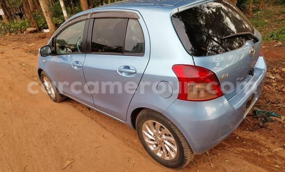 Sayi Na hannu Toyota Yaris Blue Mota in Yaounde a Babban Kamaru Sayi Na hannu Toyota Yaris Blue Mota in Yaounde a Babban Kamaru