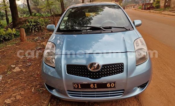 Sayi Na hannu Toyota Yaris Blue Mota in Yaounde a Babban Kamaru Sayi Na hannu Toyota Yaris Blue Mota in Yaounde a Babban Kamaru