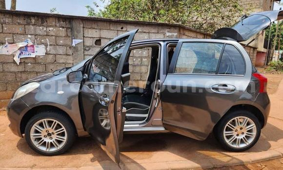Sayi Na hannu Toyota Yaris Sauran Mota in Yaounde a Babban Kamaru Sayi Na hannu Toyota Yaris Sauran Mota in Yaounde a Babban Kamaru