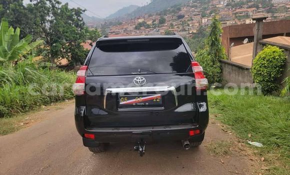 Sayi Na hannu Toyota Land Cruiser Black Mota in Yaounde a Babban Kamaru Sayi Na hannu Toyota Land Cruiser Black Mota in Yaounde a Babban Kamaru