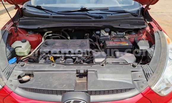 Sayi Na hannu Hyundai Tucson Red Mota in Yaounde a Babban Kamaru Sayi Na hannu Hyundai Tucson Red Mota in Yaounde a Babban Kamaru