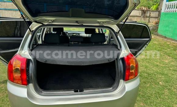 Sayi Na hannu Toyota Corolla M Mota in Yaounde a Babban Kamaru Sayi Na hannu Toyota Corolla M Mota in Yaounde a Babban Kamaru