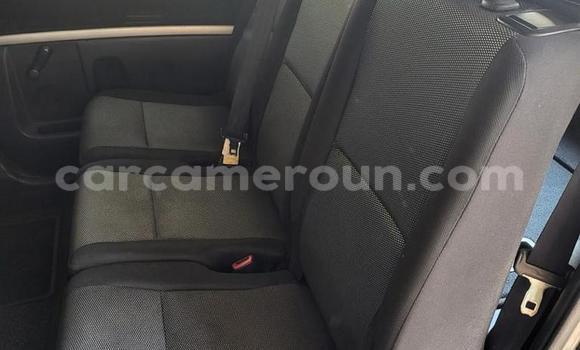 Acheter Occasion Voiture Toyota Corolla Verso Gris à Yaoundé, Central Cameroon Acheter Occasion Voiture Toyota Corolla Verso Gris à Yaoundé, Central Cameroon