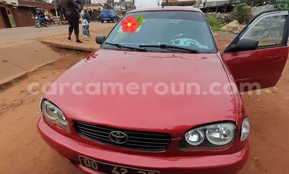 Acheter Occasion Voiture Toyota Corolla Rouge à Yaoundé, Central Cameroon Acheter Occasion Voiture Toyota Corolla Rouge à Yaoundé, Central Cameroon
