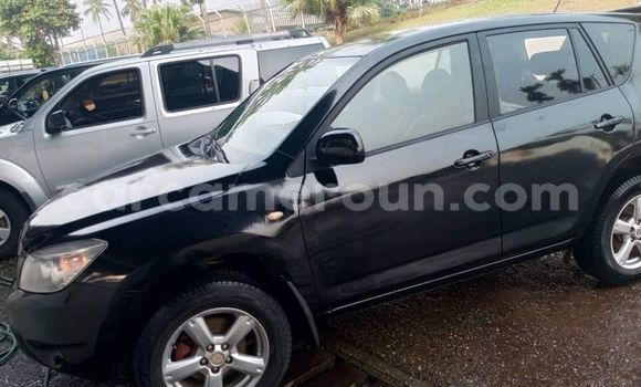 Acheter Occasion Voiture Toyota RAV4 Noir à Yaoundé, Central Cameroon Acheter Occasion Voiture Toyota RAV4 Noir à Yaoundé, Central Cameroon