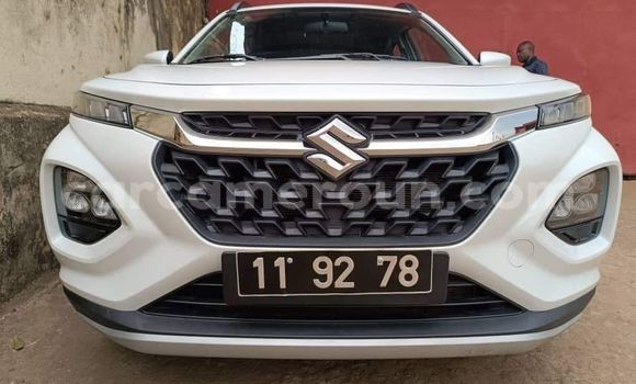 Buy Used Suzuki Forenza White Car in Bafia in Central Cameroon Buy Used Suzuki Forenza White Car in Bafia in Central Cameroon