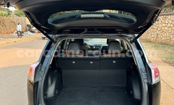 Acheter Occasion Voiture Toyota RAV4 Noir à Yaoundé, Central Cameroon Acheter Occasion Voiture Toyota RAV4 Noir à Yaoundé, Central Cameroon