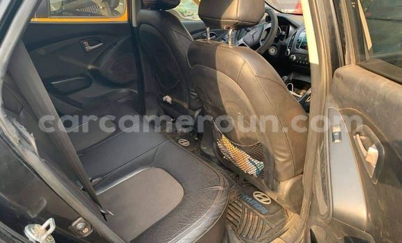 Acheter Occasion Voiture Hyundai ix35 Noir à Yaoundé, Central Cameroon Acheter Occasion Voiture Hyundai ix35 Noir à Yaoundé, Central Cameroon