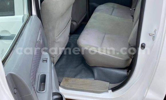 Acheter Occasion Voiture Toyota Pickup Blanc à Yaoundé, Central Cameroon Acheter Occasion Voiture Toyota Pickup Blanc à Yaoundé, Central Cameroon