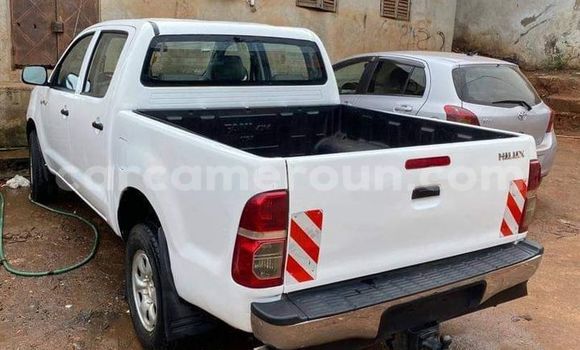Acheter Occasion Voiture Toyota Pickup Blanc à Yaoundé, Central Cameroon Acheter Occasion Voiture Toyota Pickup Blanc à Yaoundé, Central Cameroon