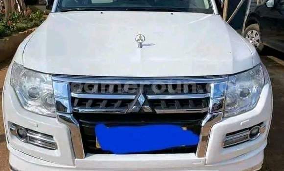 Buy Used Mitsubishi Pajero White Car in Yaounde in Central Cameroon