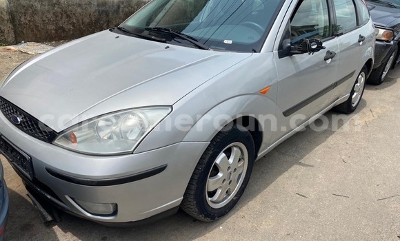 Sayi Sabo Ford Focus Azurfa Mota in Douala a Ƙasar Kamaru Sayi Sabo Ford Focus Azurfa Mota in Douala a Ƙasar Kamaru