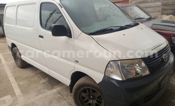 Acheter Occasion Voiture Toyota Hiace Blanc à Yaoundé, Central Cameroon