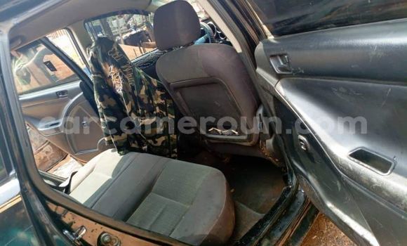 Acheter Occasion Voiture Toyota Matrix Noir à Yaoundé, Central Cameroon Acheter Occasion Voiture Toyota Matrix Noir à Yaoundé, Central Cameroon