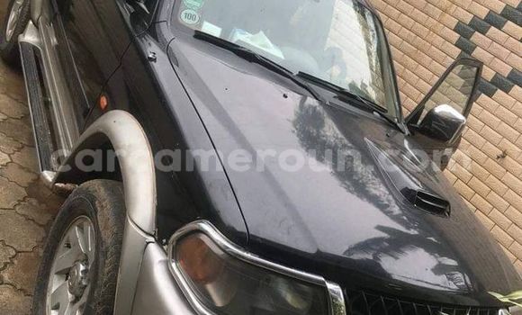 Sayi Na hannu Mitsubishi Montero Black Mota in Yaounde a Babban Kamaru