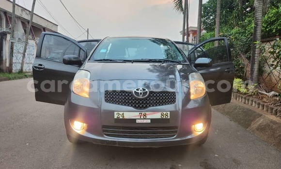 Sayi Na hannu Toyota Yaris Sauran Mota in Yaounde a Babban Kamaru Sayi Na hannu Toyota Yaris Sauran Mota in Yaounde a Babban Kamaru
