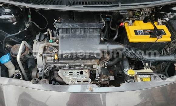 Sayi Na hannu Toyota Yaris Sauran Mota in Yaounde a Babban Kamaru Sayi Na hannu Toyota Yaris Sauran Mota in Yaounde a Babban Kamaru