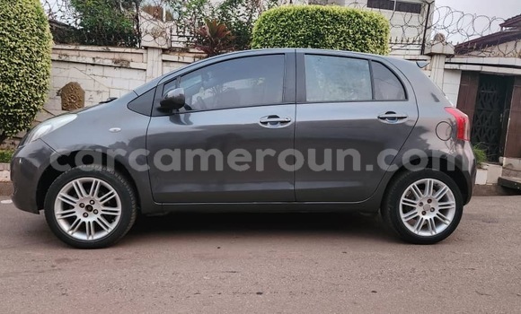 Sayi Na hannu Toyota Yaris Sauran Mota in Yaounde a Babban Kamaru Sayi Na hannu Toyota Yaris Sauran Mota in Yaounde a Babban Kamaru