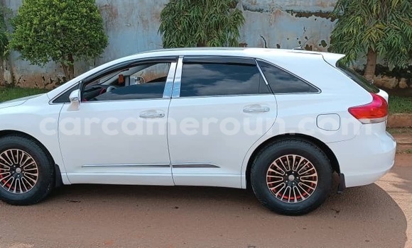 Acheter Occasion Voiture Toyota Venza Blanc à Yaoundé, Central Cameroon Acheter Occasion Voiture Toyota Venza Blanc à Yaoundé, Central Cameroon