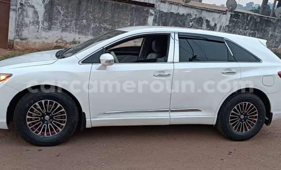 Acheter Occasion Voiture Toyota Venza Blanc à Yaoundé, Central Cameroon Acheter Occasion Voiture Toyota Venza Blanc à Yaoundé, Central Cameroon