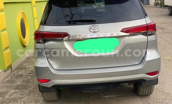 Acheter Occasion Voiture Toyota Fortuner Autre à Yaoundé, Central Cameroon Acheter Occasion Voiture Toyota Fortuner Autre à Yaoundé, Central Cameroon