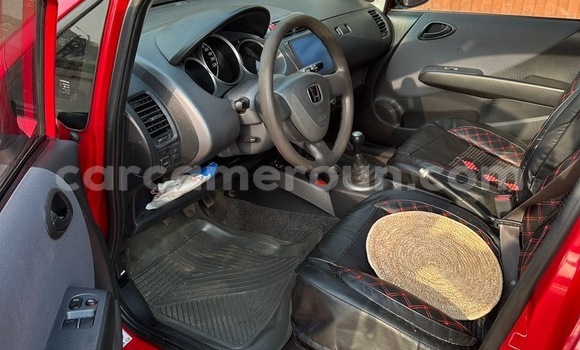 Sayi Na hannu Honda Jazz Red Mota in Yaounde a Babban Kamaru Sayi Na hannu Honda Jazz Red Mota in Yaounde a Babban Kamaru