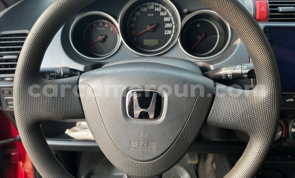 Sayi Na hannu Honda Jazz Red Mota in Yaounde a Babban Kamaru Sayi Na hannu Honda Jazz Red Mota in Yaounde a Babban Kamaru