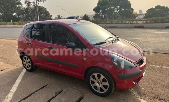 Sayi Na hannu Honda Jazz Red Mota in Yaounde a Babban Kamaru Sayi Na hannu Honda Jazz Red Mota in Yaounde a Babban Kamaru