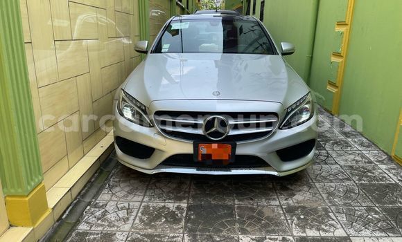 Acheter Occasion Voiture Mercedes-Benz C-Classe Gris à Douala, Littoral Cameroon Acheter Occasion Voiture Mercedes-Benz C-Classe Gris à Douala, Littoral Cameroon