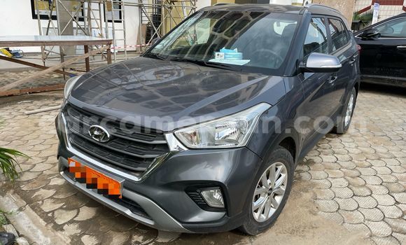 Sayi Na hannu Hyundai Creta Azurfa Mota in Douala a Ƙasar Kamaru Sayi Na hannu Hyundai Creta Azurfa Mota in Douala a Ƙasar Kamaru