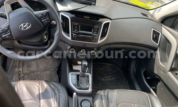 Sayi Na hannu Hyundai Creta Azurfa Mota in Douala a Ƙasar Kamaru Sayi Na hannu Hyundai Creta Azurfa Mota in Douala a Ƙasar Kamaru