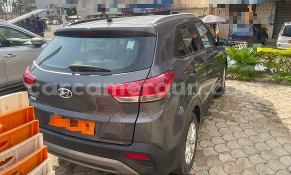 Sayi Na hannu Hyundai Creta Azurfa Mota in Douala a Ƙasar Kamaru Sayi Na hannu Hyundai Creta Azurfa Mota in Douala a Ƙasar Kamaru