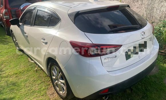 Acheter Import Voiture Mazda 3 Blanc à Douala, Littoral Cameroon Acheter Import Voiture Mazda 3 Blanc à Douala, Littoral Cameroon