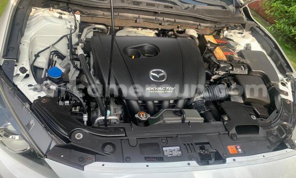 Acheter Import Voiture Mazda 3 Blanc à Douala, Littoral Cameroon Acheter Import Voiture Mazda 3 Blanc à Douala, Littoral Cameroon