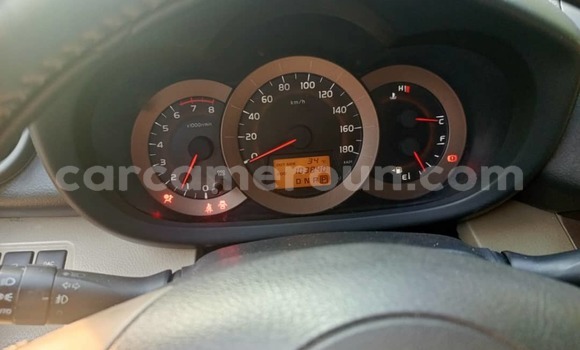Acheter Occasion Voiture Toyota RAV4 Noir à Douala, Littoral Cameroon Acheter Occasion Voiture Toyota RAV4 Noir à Douala, Littoral Cameroon