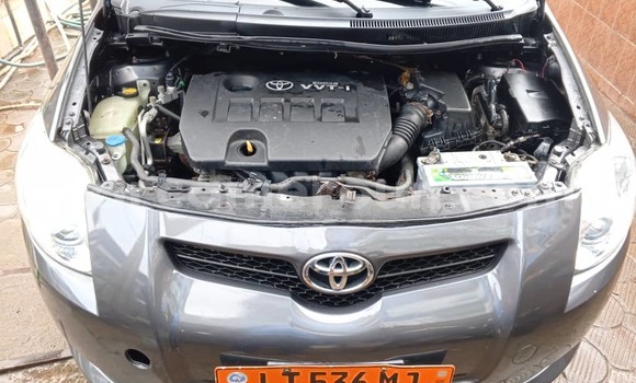Sayi Na hannu Toyota Auris Sauran Mota in Douala a Ƙasar Kamaru Sayi Na hannu Toyota Auris Sauran Mota in Douala a Ƙasar Kamaru