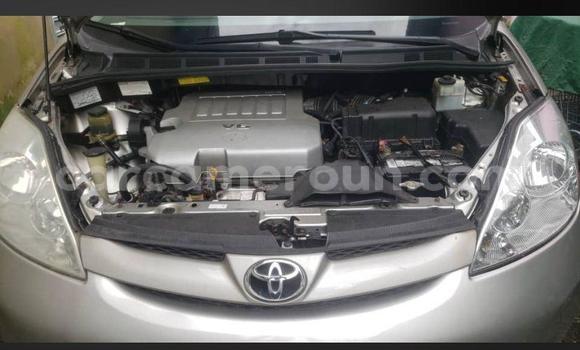 Buy Used Toyota Sienna Other Car in Douala in Littoral Cameroon Buy Used Toyota Sienna Other Car in Douala in Littoral Cameroon