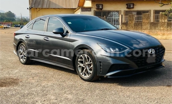 Acheter Occasion Voiture Hyundai Sonata Noir à Yaoundé, Central Cameroon Acheter Occasion Voiture Hyundai Sonata Noir à Yaoundé, Central Cameroon