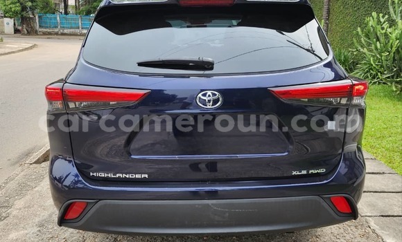 Buy Used Toyota Highlander Blue Car in Douala in Littoral Cameroon Buy Used Toyota Highlander Blue Car in Douala in Littoral Cameroon