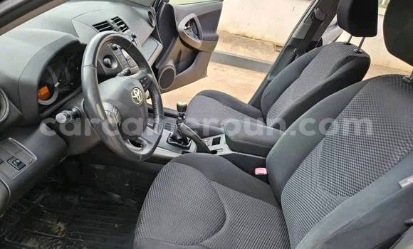 Acheter Occasion Voiture Toyota RAV4 Noir à Douala, Littoral Cameroon Acheter Occasion Voiture Toyota RAV4 Noir à Douala, Littoral Cameroon